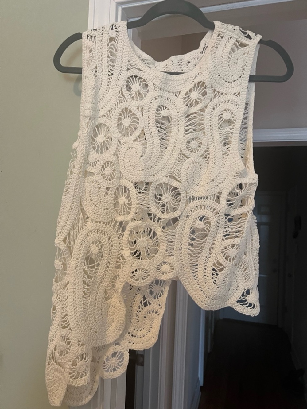 Crochet Lace Sleeveless Tank Top - Cream